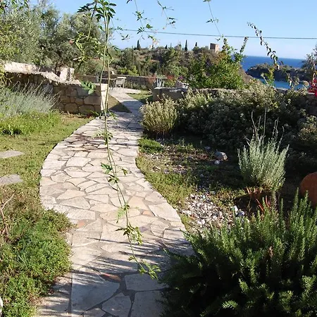 Vila Meropi Villas *